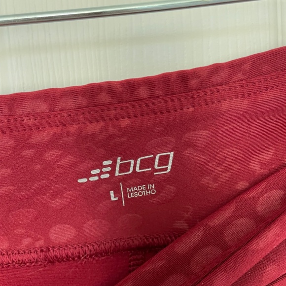 BCG Burgundy Textured Leggings - Size L - Picture 2 of 2